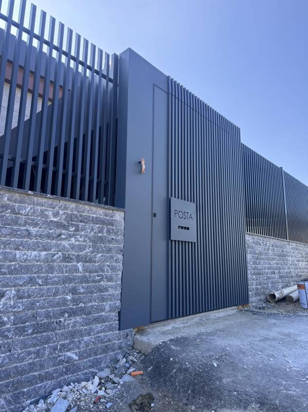 Portail Extérieur Sécurité+